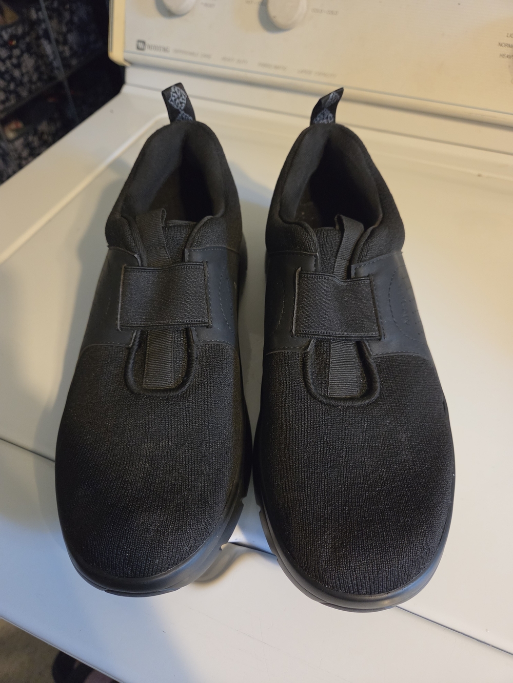 Alegria Women's Black Slip-On Athletic Sneakers